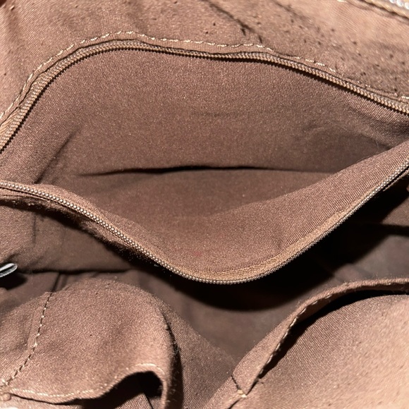 Liz Claiborne Monogram Bag - Picture 6 of 13